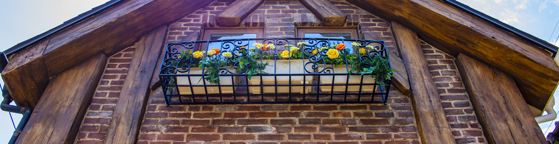 株式会社浅見技工　総合建設業　住宅　店舗　新築　改修　リフォーム　塗装　外構　ガーデニング