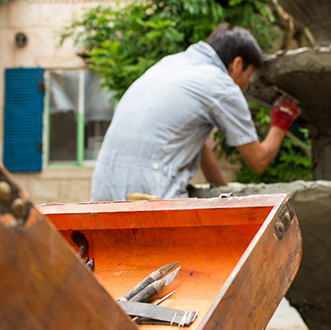 人材募集　職人　建築　建設業　アート　造形　エイジング　モルタル造形